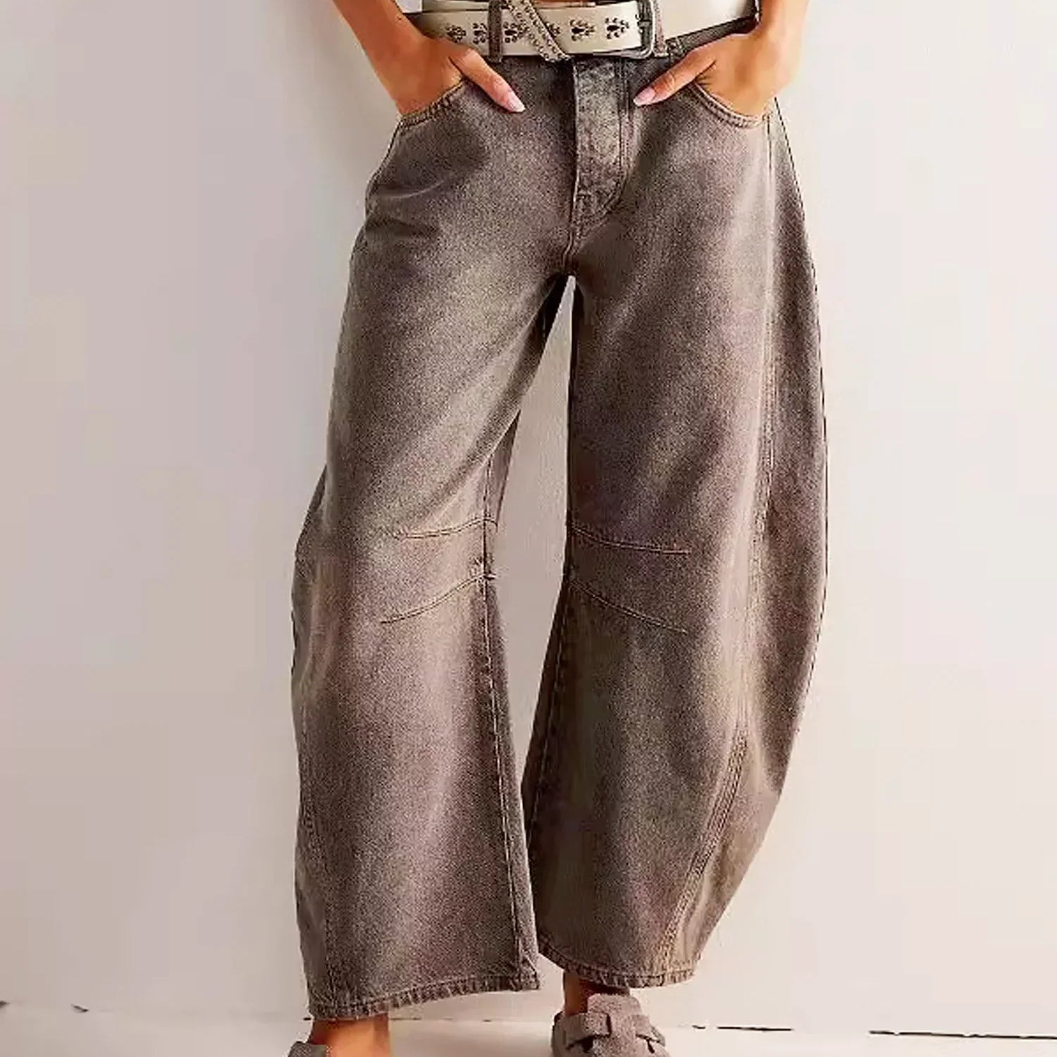 Leopard Print Wide Leg Denim Jeans with Relaxed Fit