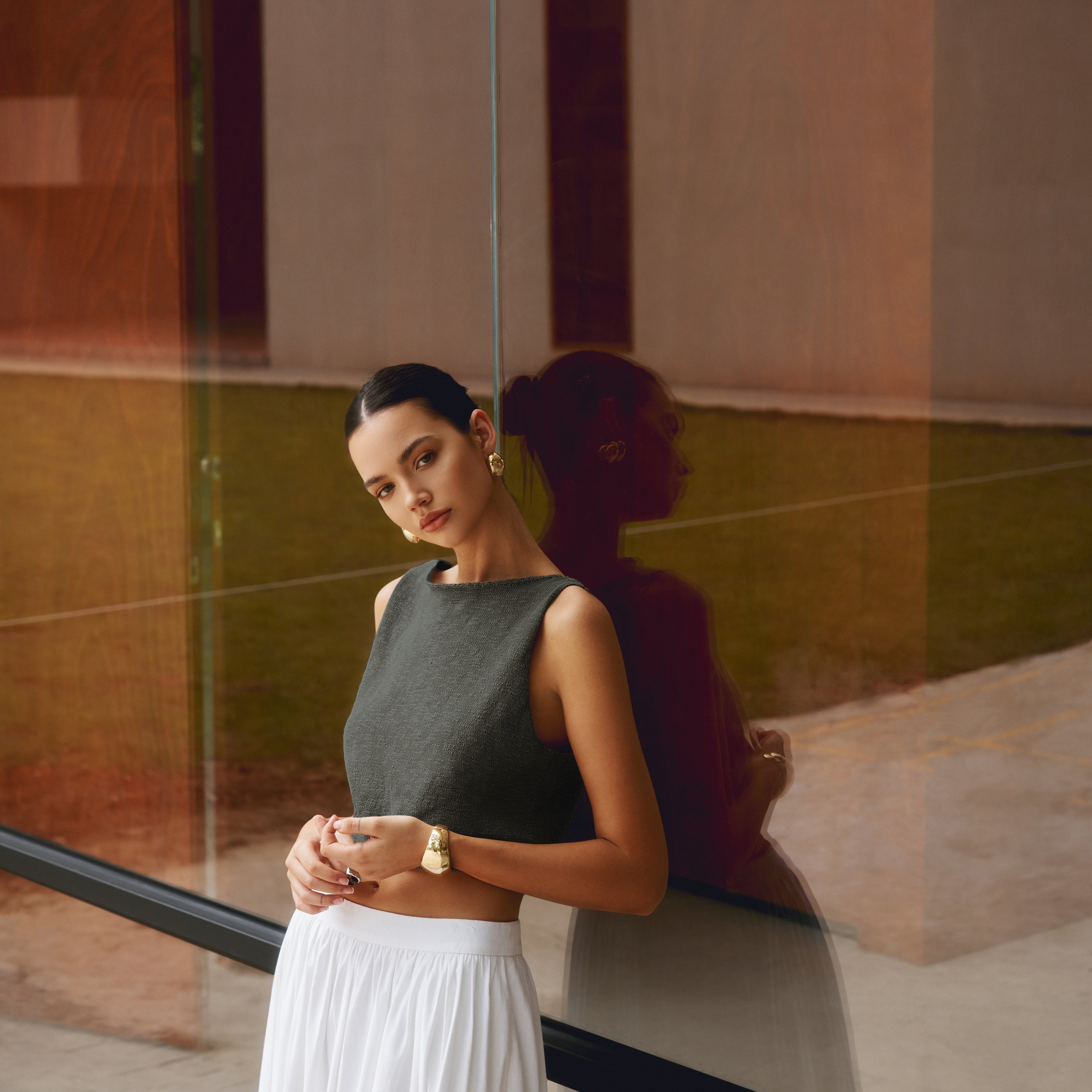 Sleeveless Textured Crop Top with Clean Neckline