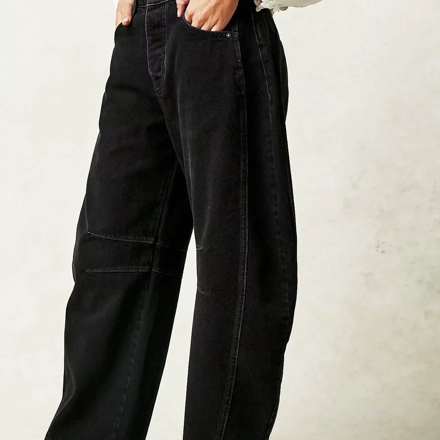 Leopard Print Wide Leg Denim Jeans with Relaxed Fit